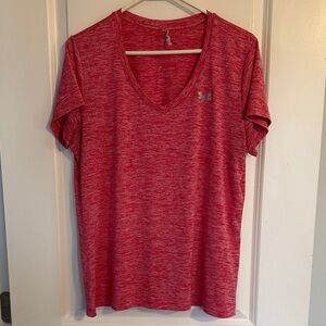 Under Armour Women's Heathered Red V-Neck Short Sleeve Top